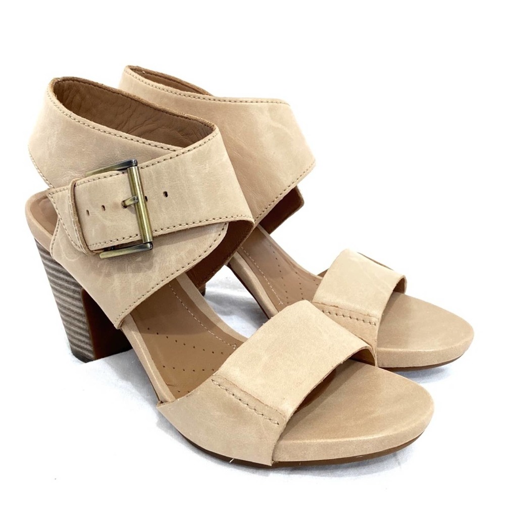 Clark's Okena Cream Chunky Block Heel Sandal Beige